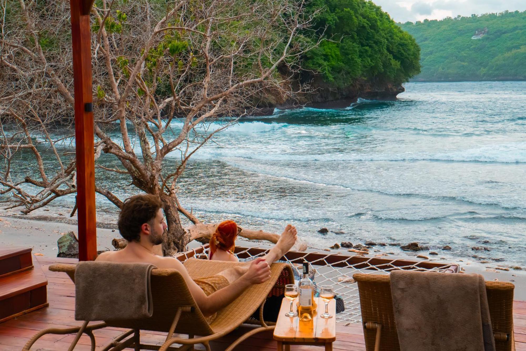 Beachfront Luxury Dome Villas - Gamat Bay Resort Nusa Penida Eksteriør billede