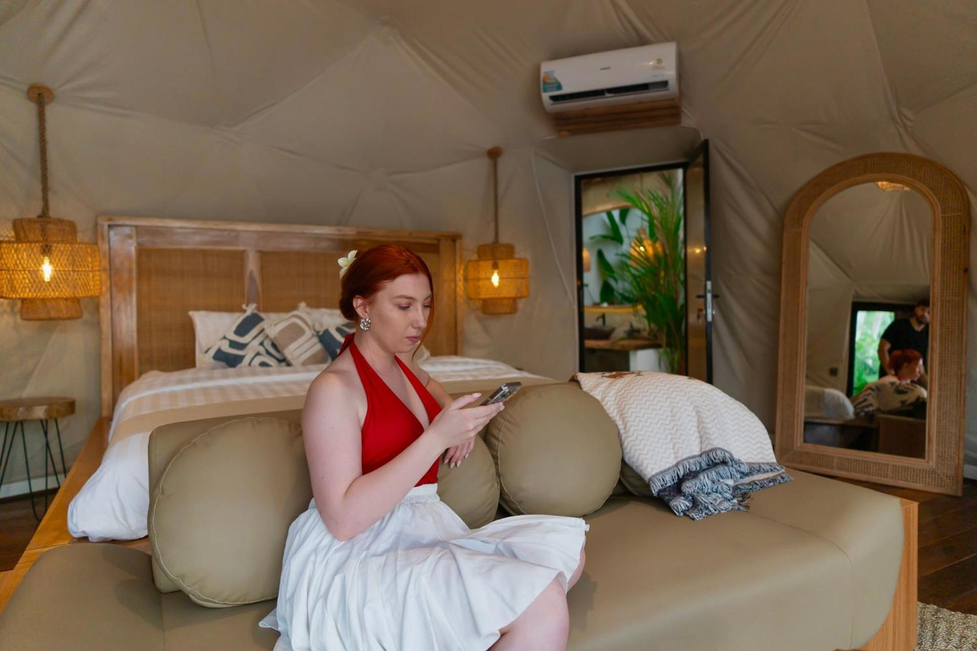 Beachfront Luxury Dome Villas - Gamat Bay Resort Nusa Penida Eksteriør billede
