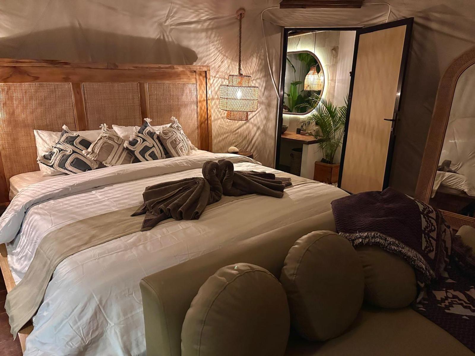 Beachfront Luxury Dome Villas - Gamat Bay Resort Nusa Penida Eksteriør billede